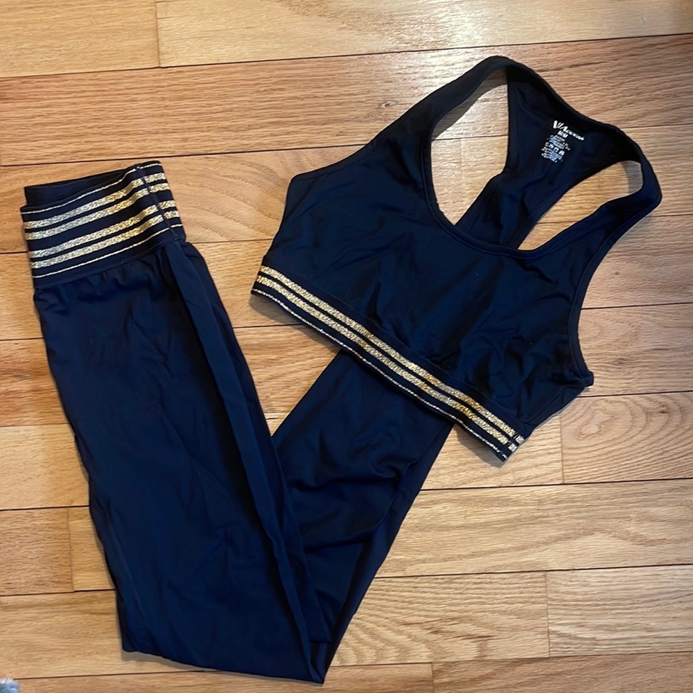 All Access By Bandier Bra And Leggings Full Set - image 1